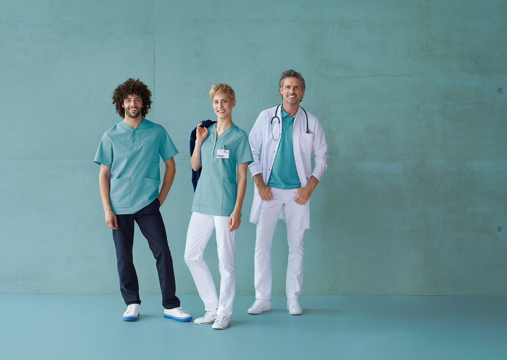 BP dames zorgtuniek in ocean kleur met comfortabele fit en professionele uitstraling