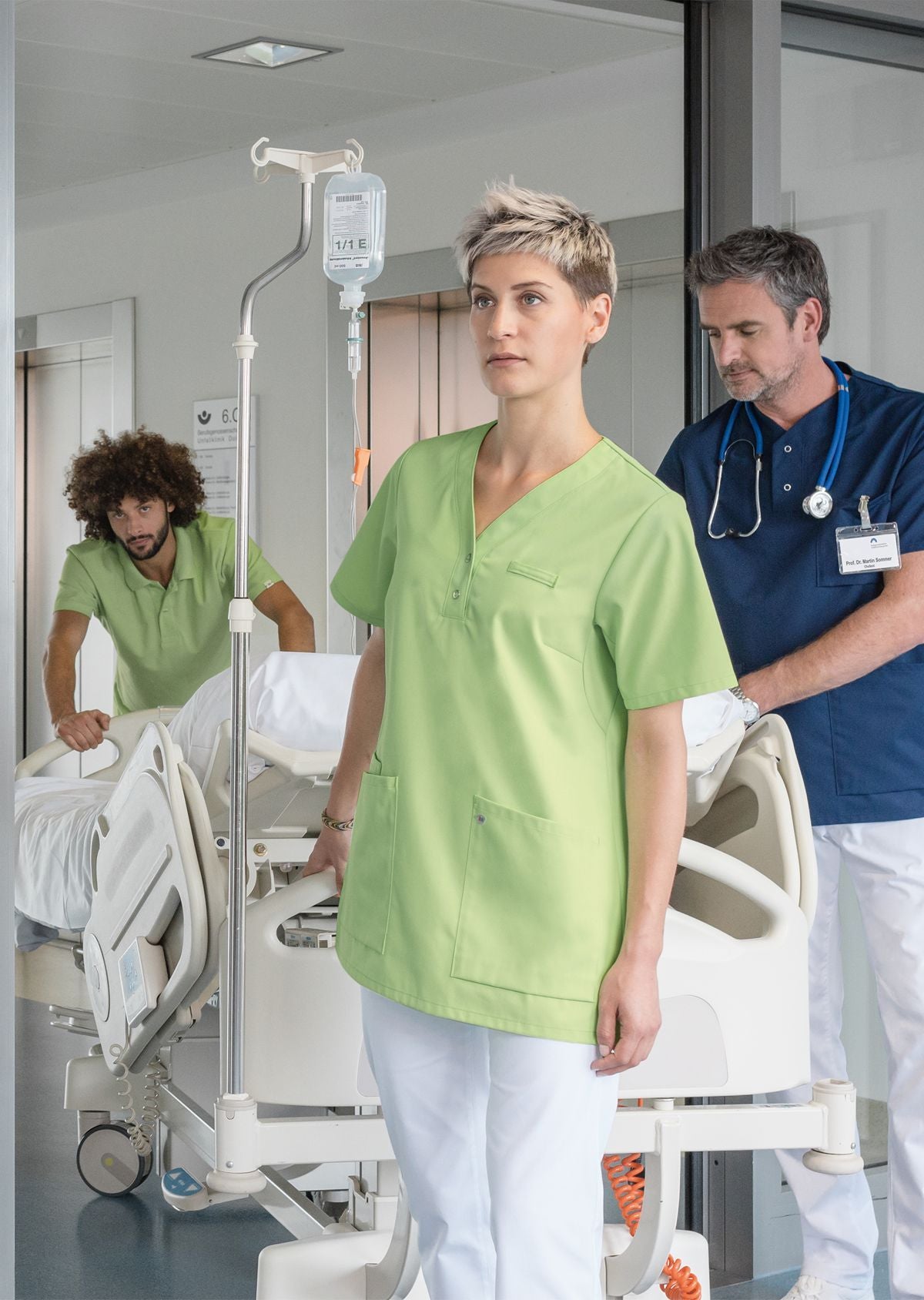 BP® Tuniek voor dames – Dames Zorgtuniek met Armliftsysteem en Drukknopen