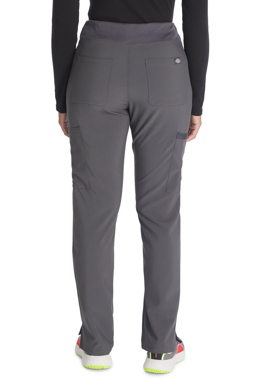 Pull-on broek met normale taille en taps toelopende pijpen met elastische tailleband en 360° stretch