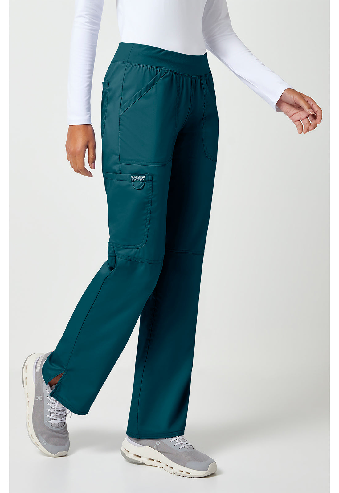 Cherokee Workwear Pull-on broek met middelhoge taille en rechte pijpen met elastische tailleband en cargozak WWE110