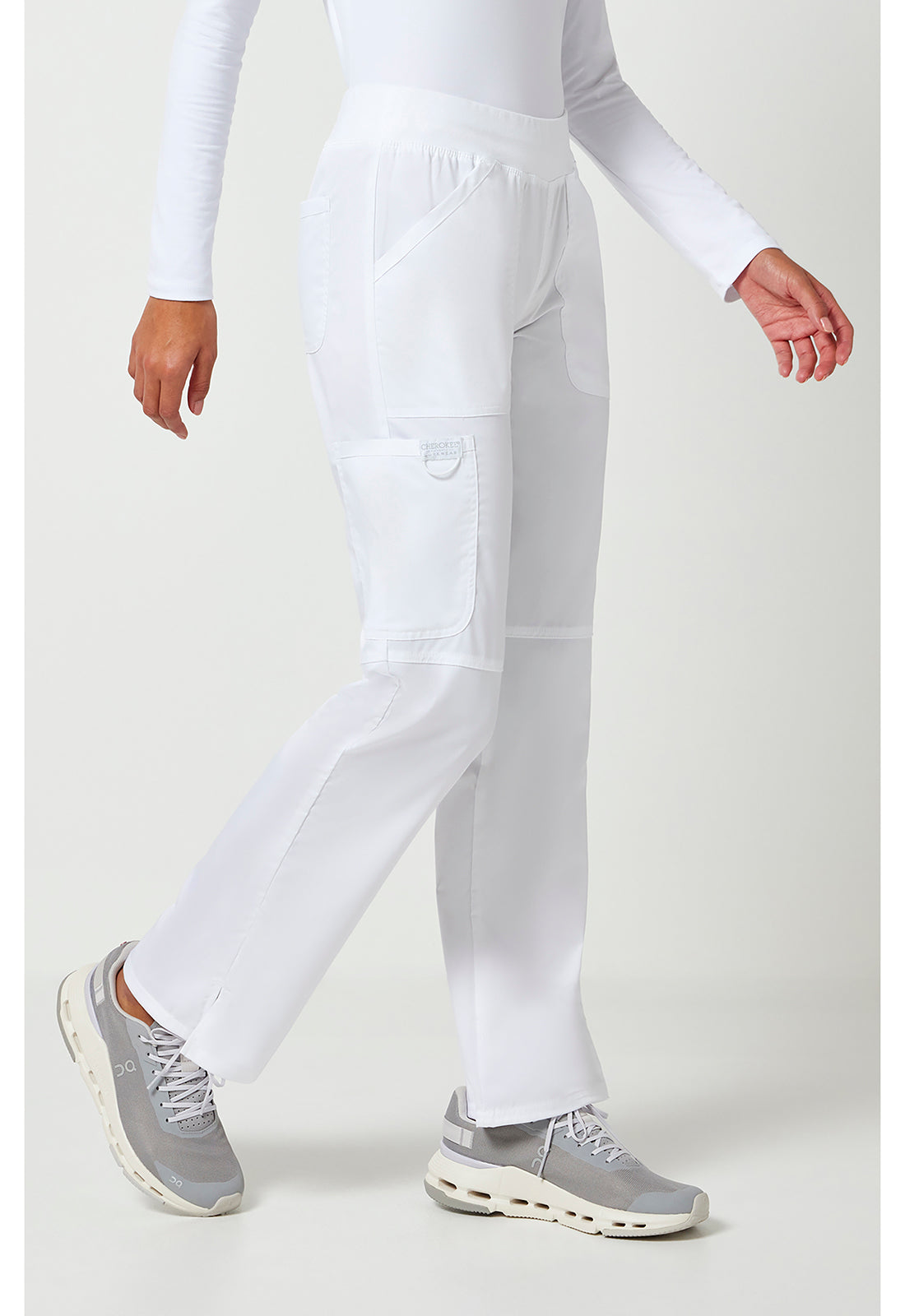Cherokee Workwear Pull-on broek met middelhoge taille en rechte pijpen met elastische tailleband en cargozak WWE110