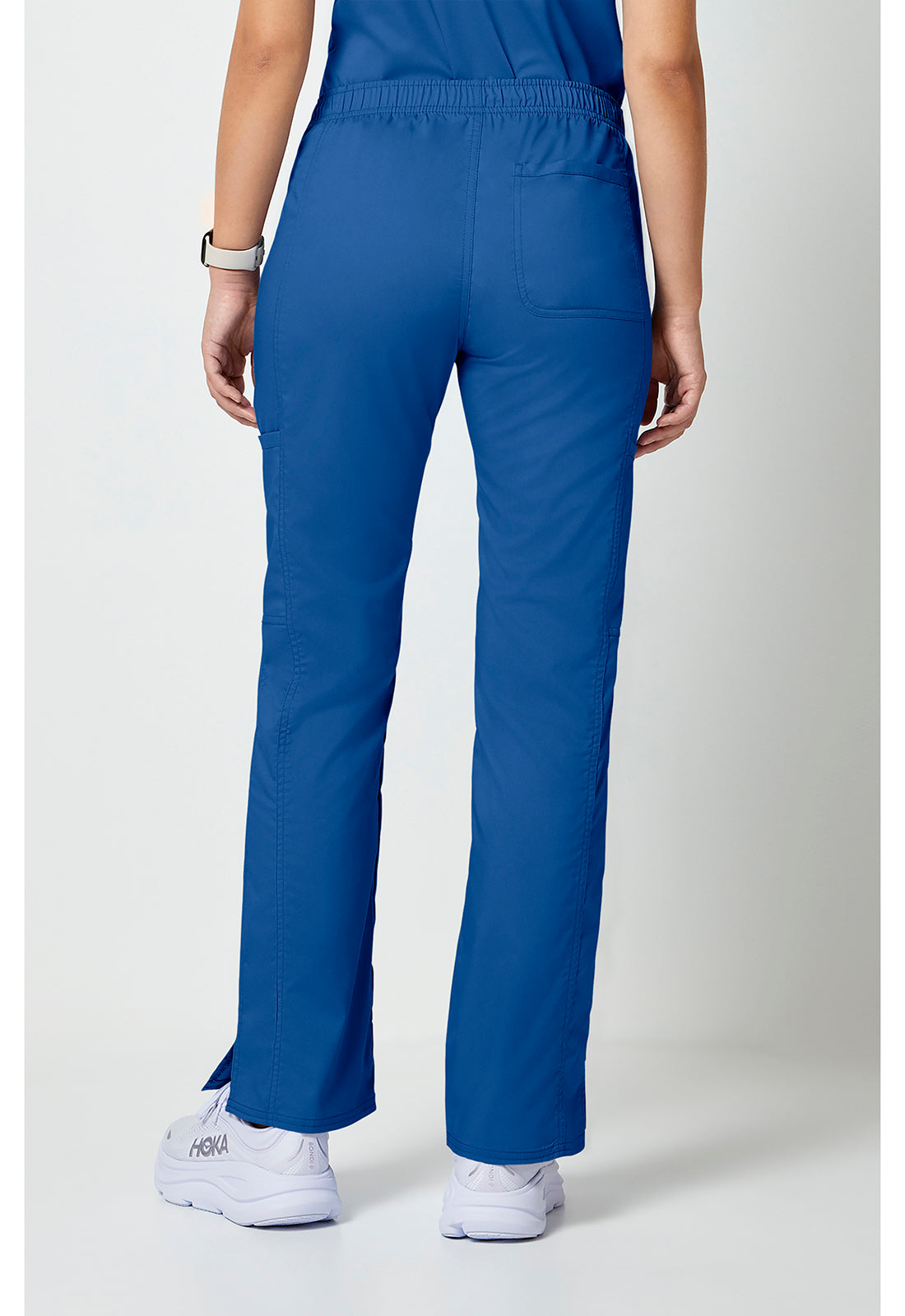 Mid-rise jeans met gematigde uitlopende pijpen en trekkoord met cargozakken en 2-way stretch WWE120